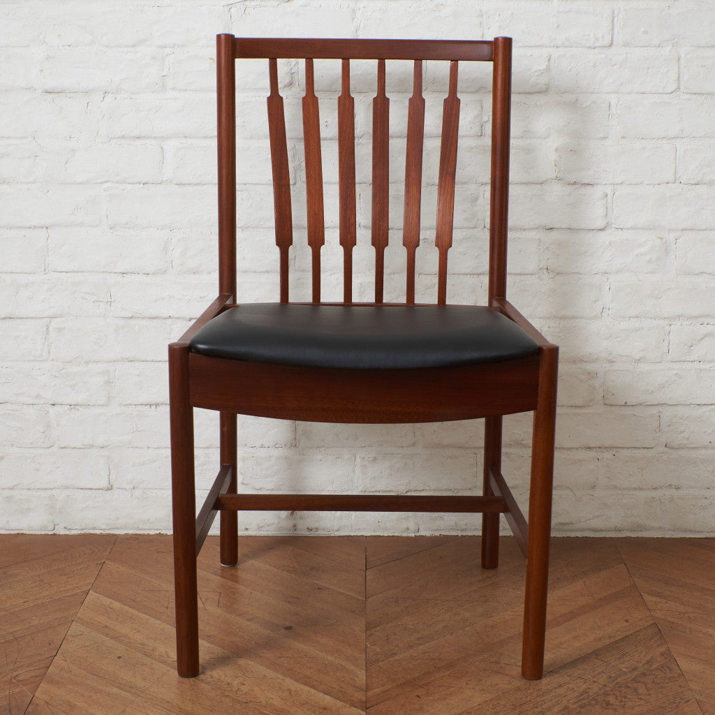 英国ヴィンテージ ダイニングチェア / 張替済