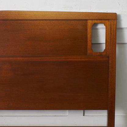 TRIUNE ヘッドボード / セミダブル