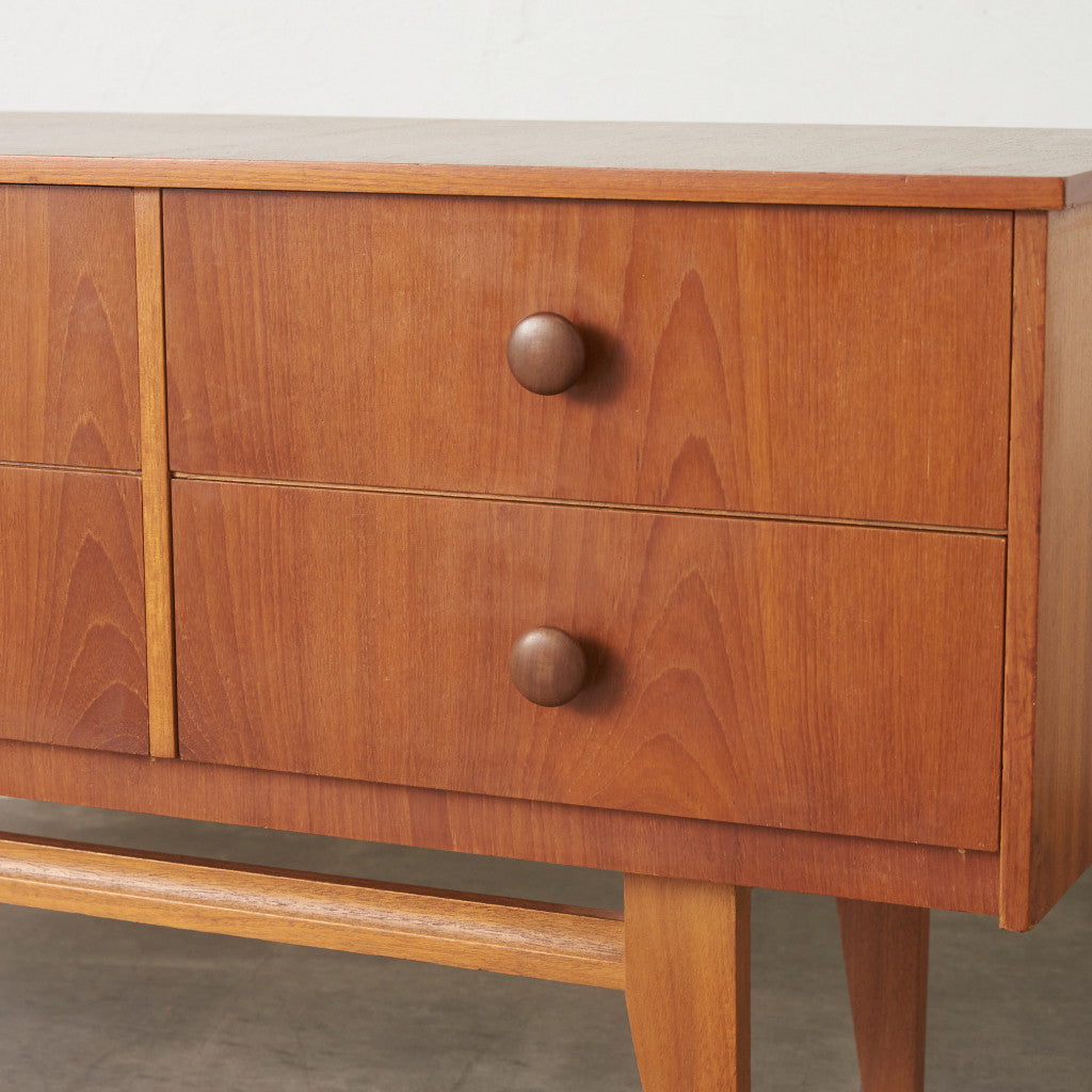 イギリスヴィンテージ サイドボード