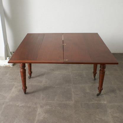 英国アンティーク ゲームテーブル