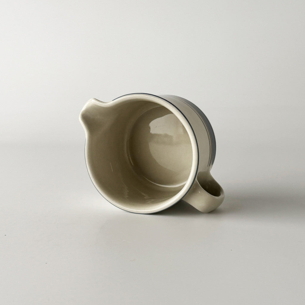 Uhtua ウートゥア ミルクピッチャー