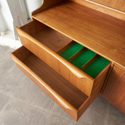 S-Form ヴィンテージ ハイサイドボード