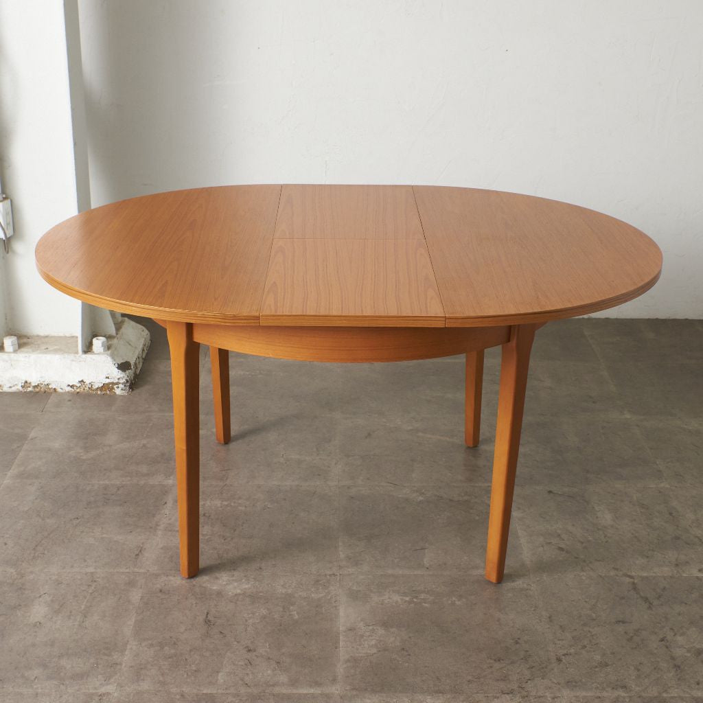 英国ヴィンテージ ラウンドダイニングテーブル