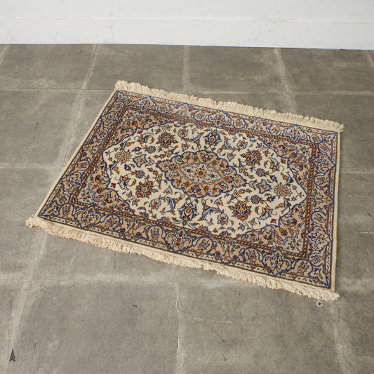 ウール製 手織りラグ