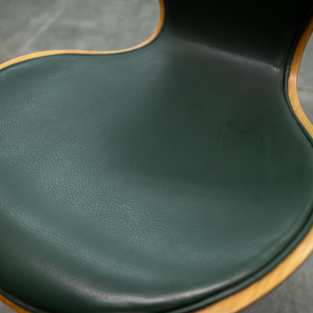 セブンチェア / フロントパディング