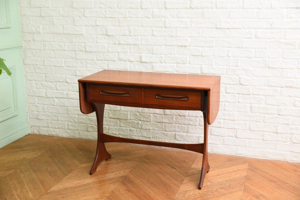 G-PLAN Fresco バタフライサイドデスク (Side/Dressing Table 1987)｜ジープラン G-PLAN｜ビクター・ブラムウェル・ウィルキンス Victor Bramwell Wilkins