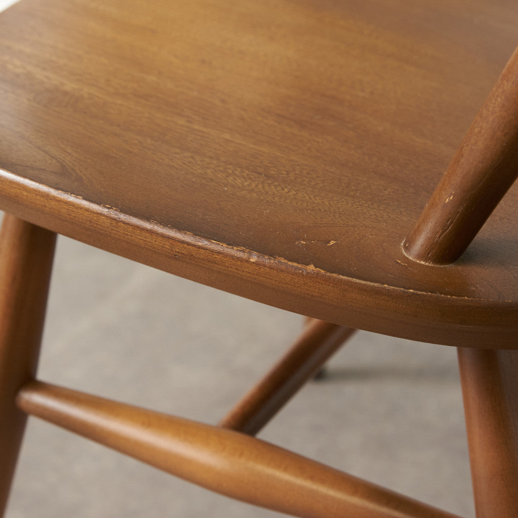 ヴィンテージ クエーカーチェア / ラウンドゴールドラベル