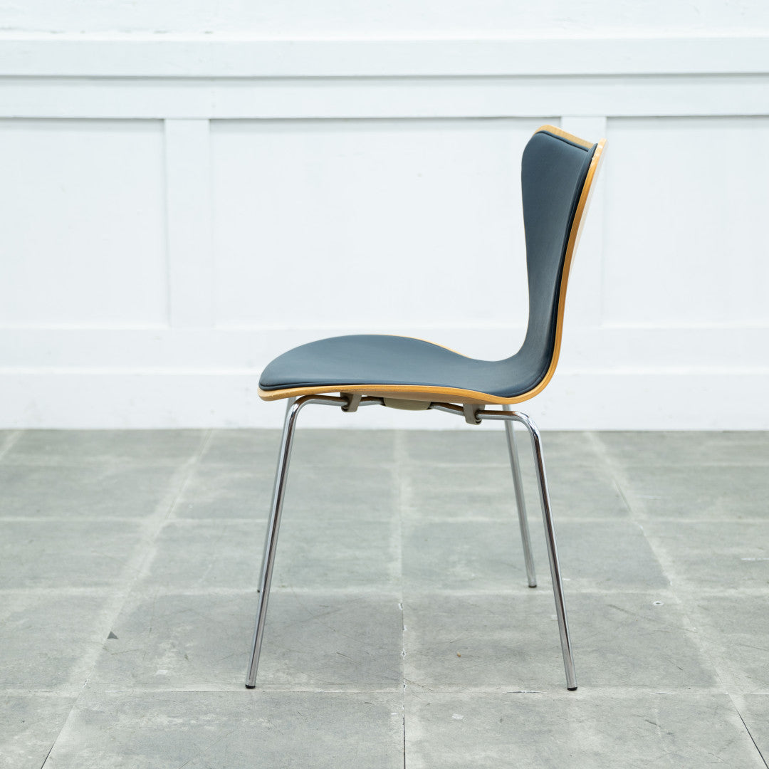 セブンチェア / フロントパディング