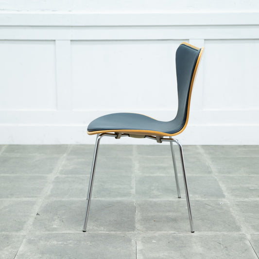 セブンチェア / フロントパディング