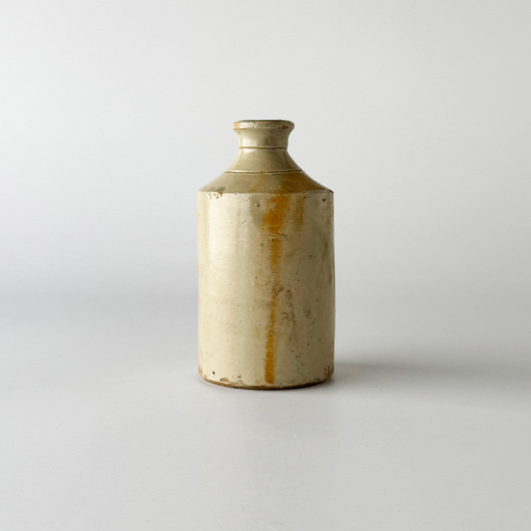 英国アンティーク ボトル