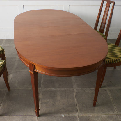 TRIUNE 伸長式 ダイニングテーブル