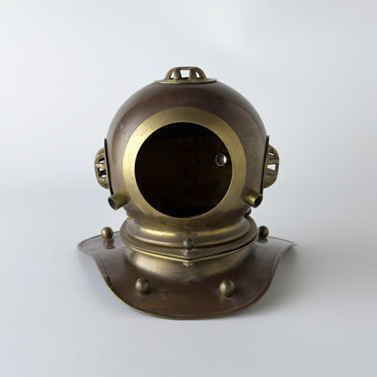 潜水ヘルメット型オブジェ
