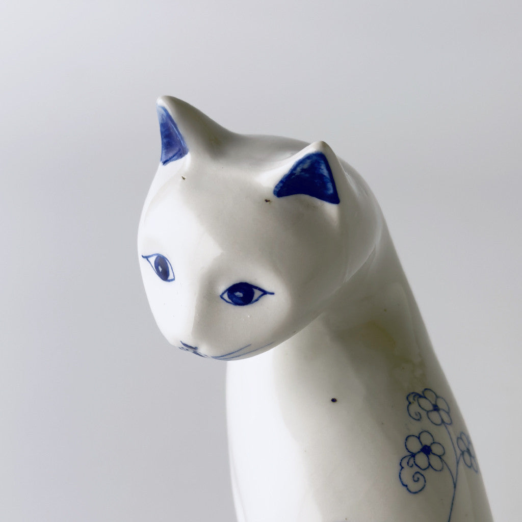 英国ヴィンテージ 猫のフィギュリン｜rocca rocca
