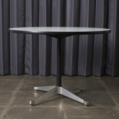 イームズ コントラクトベース ラウンドテーブル