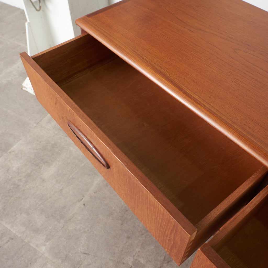 ヴィンテージ サイドボード