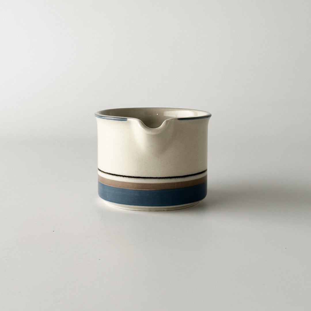 Uhtua ウートゥア ミルクピッチャー