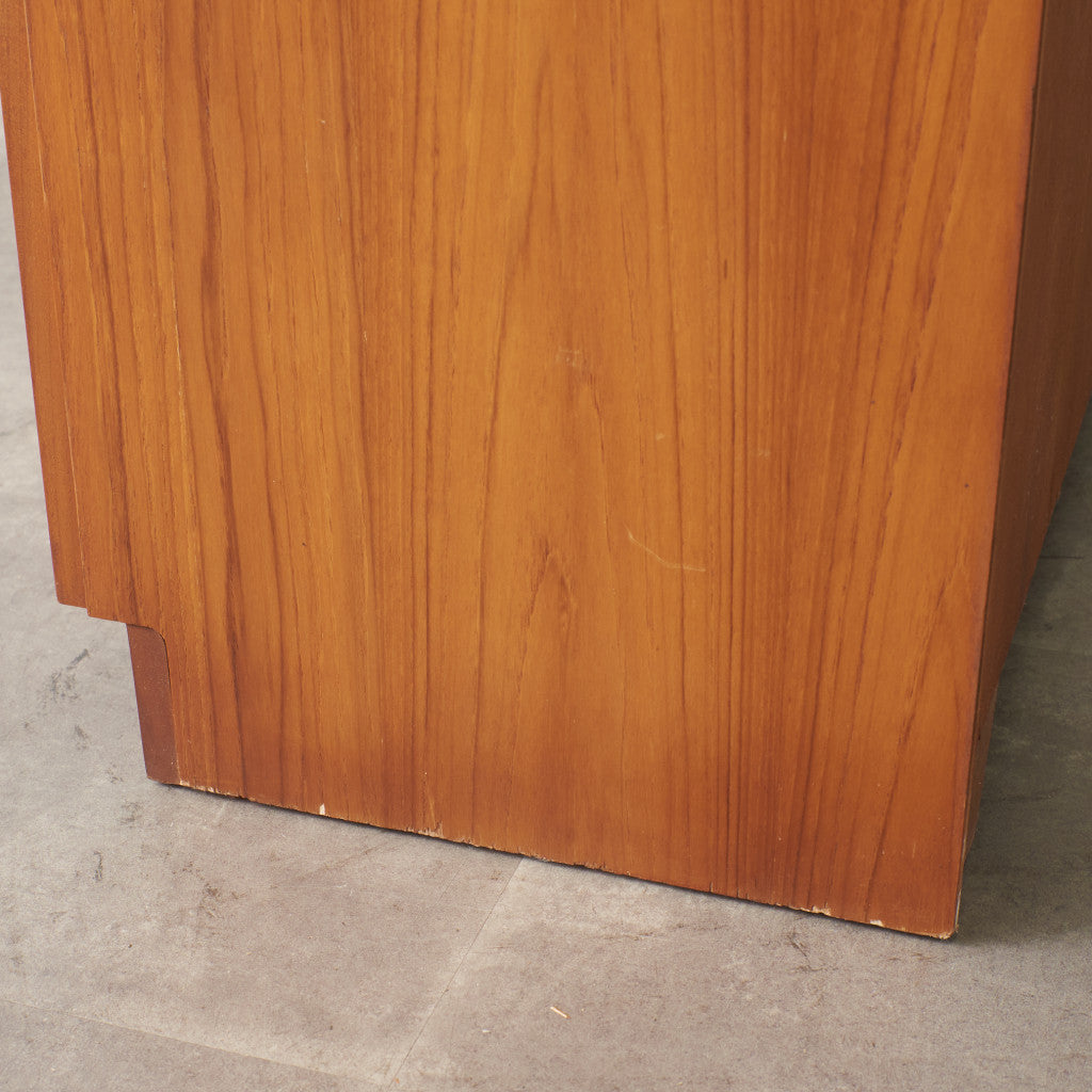 十字扉 ヴィンテージ キャビネット