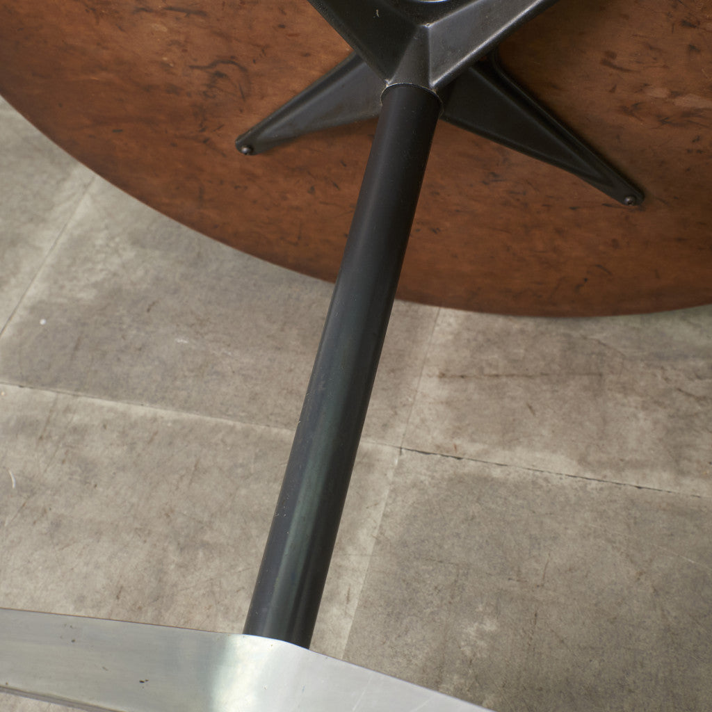 イームズ コントラクトベース ラウンドテーブル