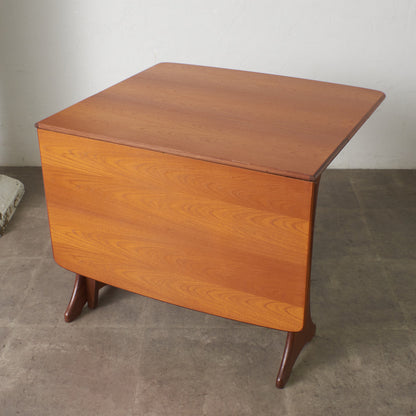 Fresco ドロップリーフゲートレッグテーブル