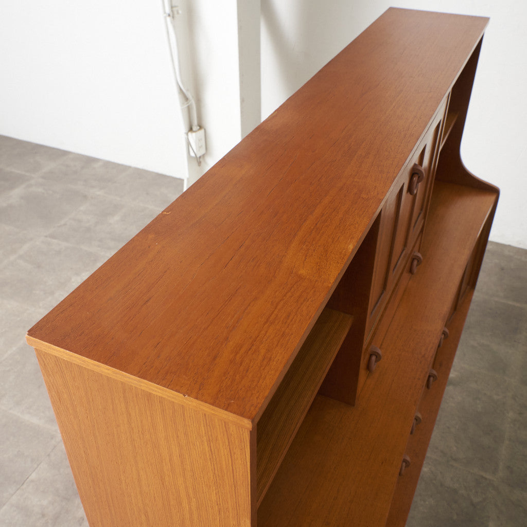 ヴィンテージ ハイサイドボード