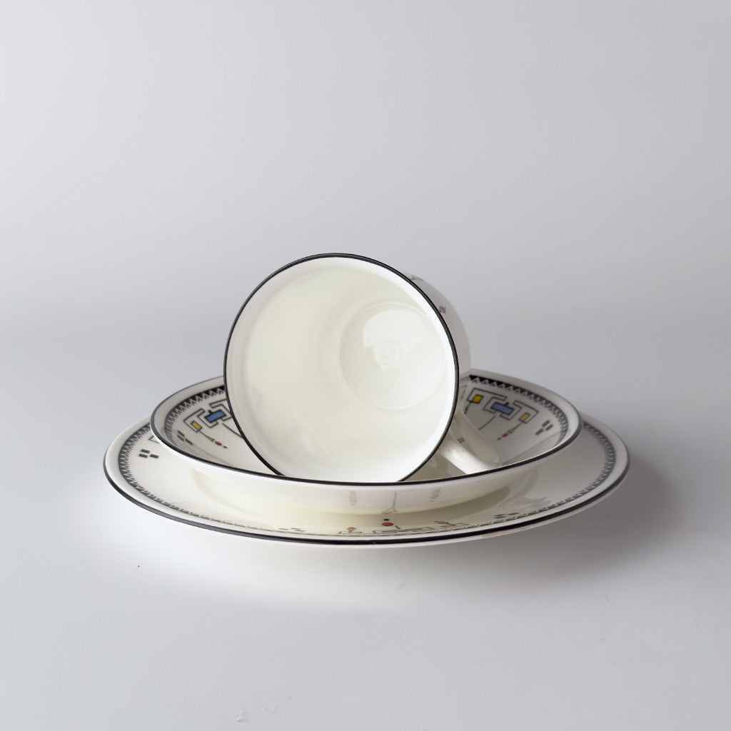 カップ＆ソーサー&プレート トリオセット