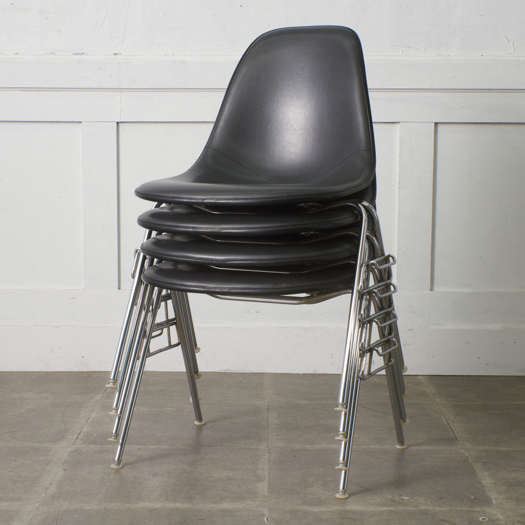 サイドシェルチェア スタッキングベース