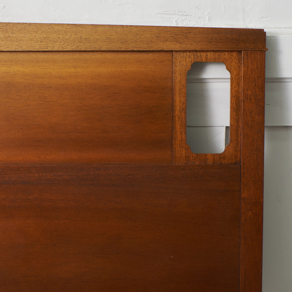 TRIUNE ヘッドボード / シングル