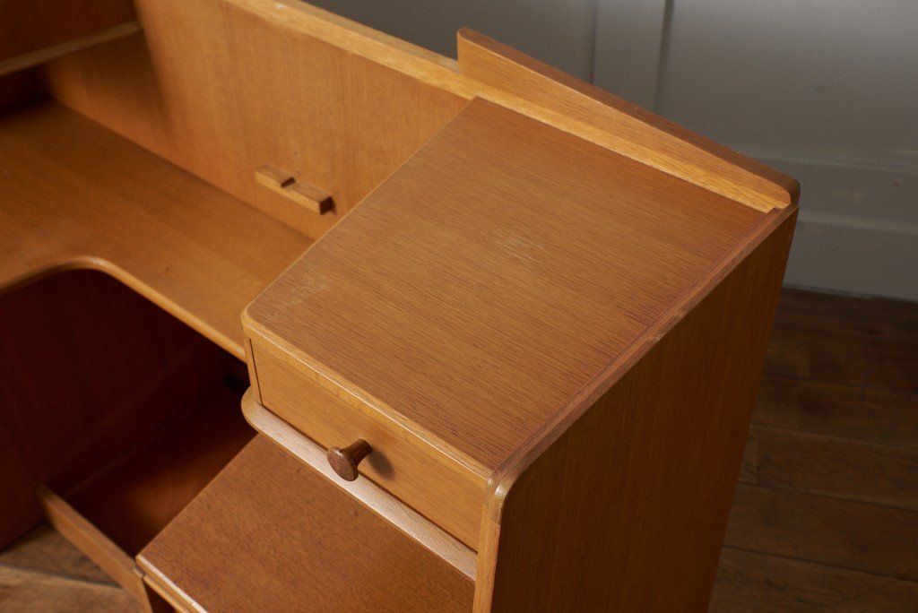 Brandon ドレッシングテーブル