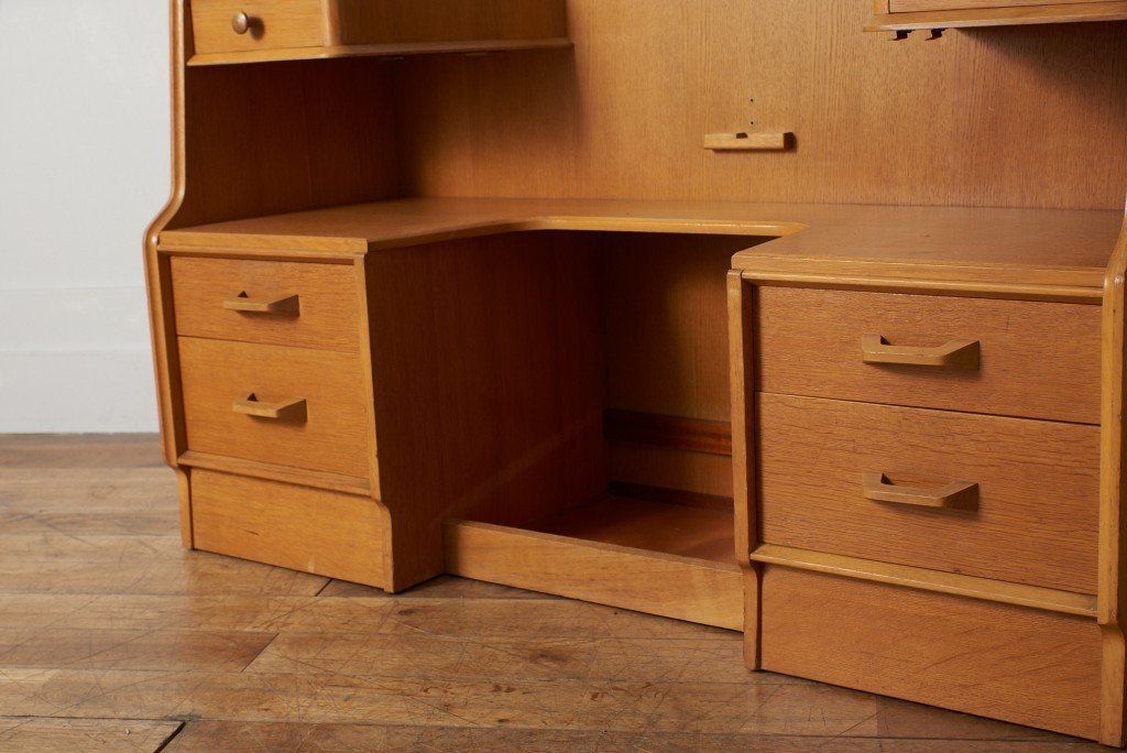 Brandon ドレッシングテーブル