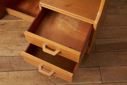 Brandon ドレッシングテーブル