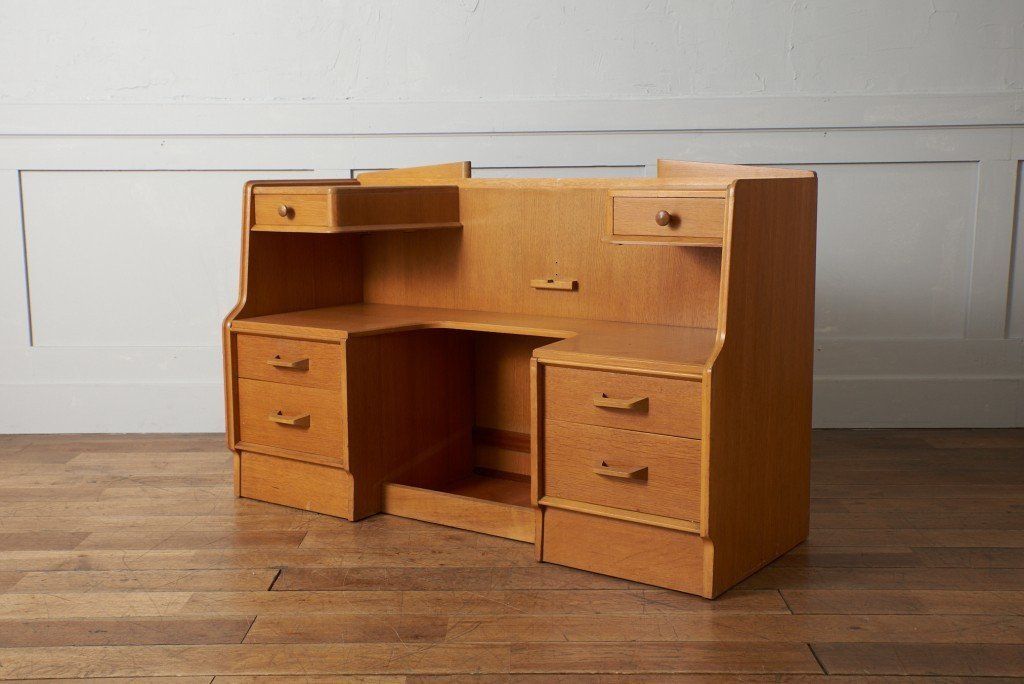 Brandon ドレッシングテーブル