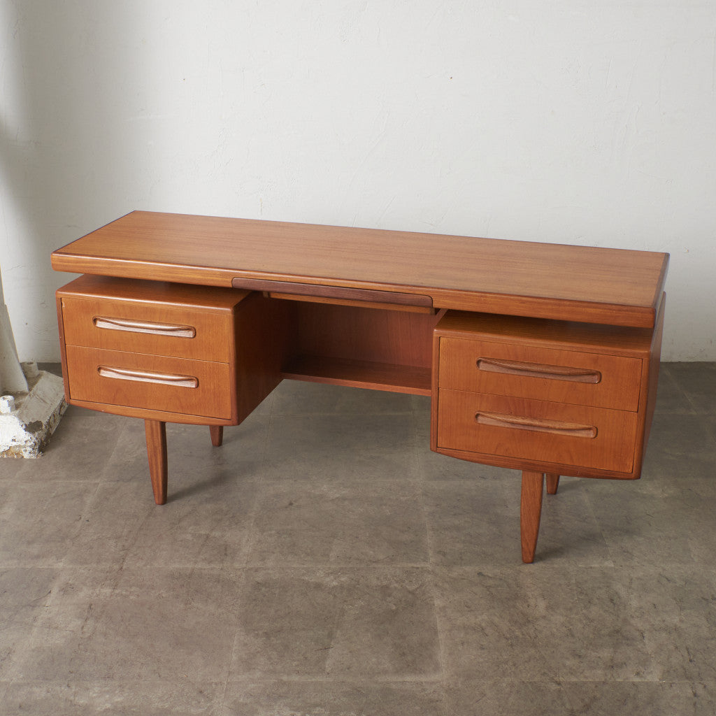 New Fresco ヴィンテージ デスク