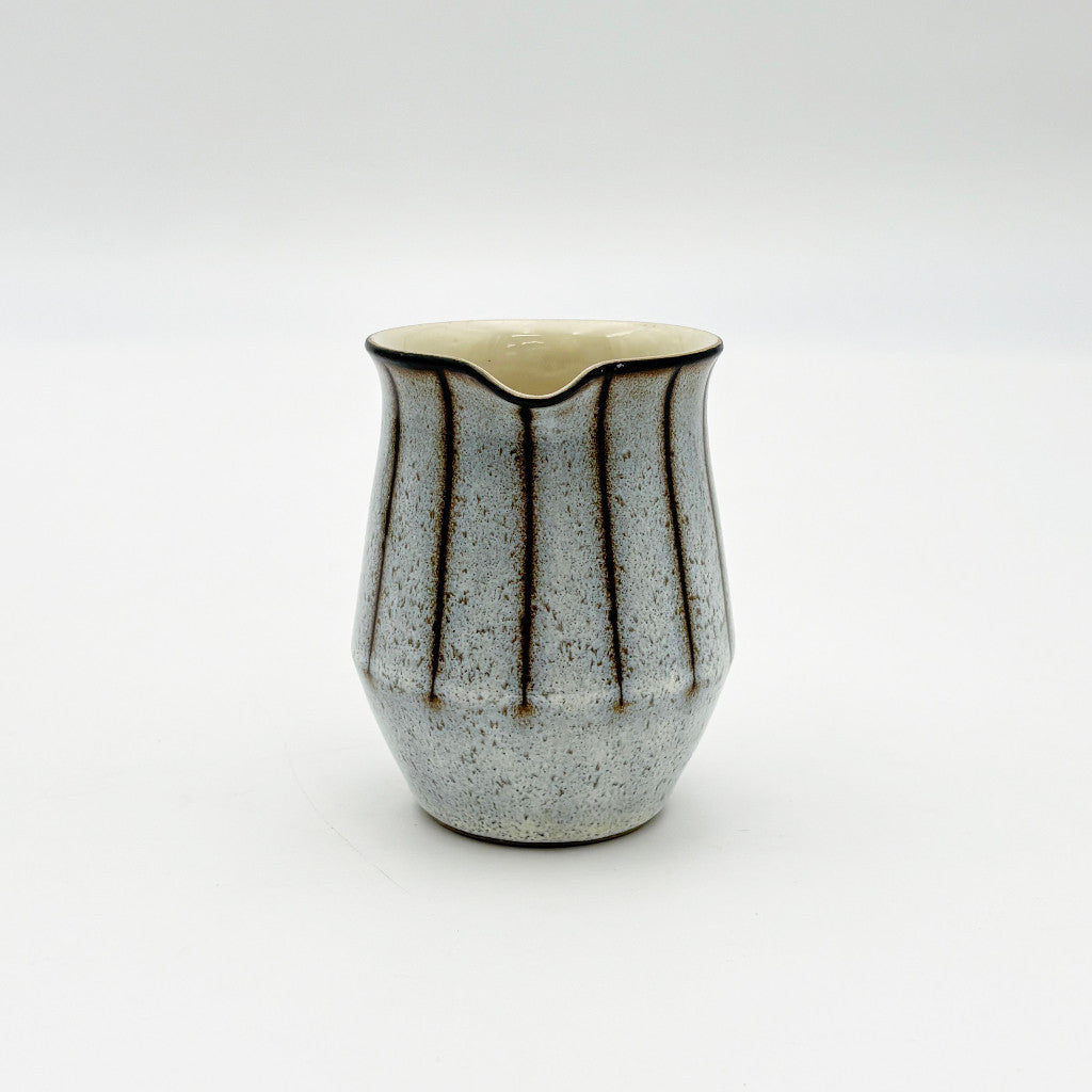 Studio スタジオ ミルクジャグ