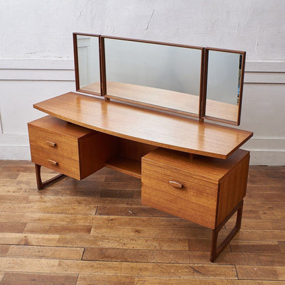 Quadrille トリプルミラー ドレッシングテーブル (1995)