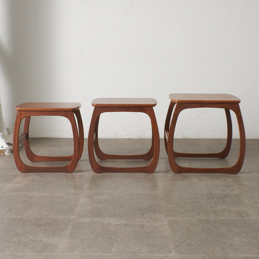 Burlington ネストテーブル