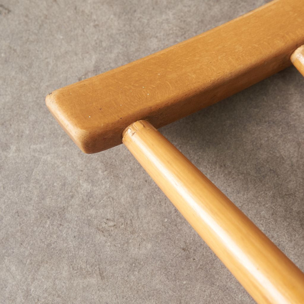 スティックバックチェア