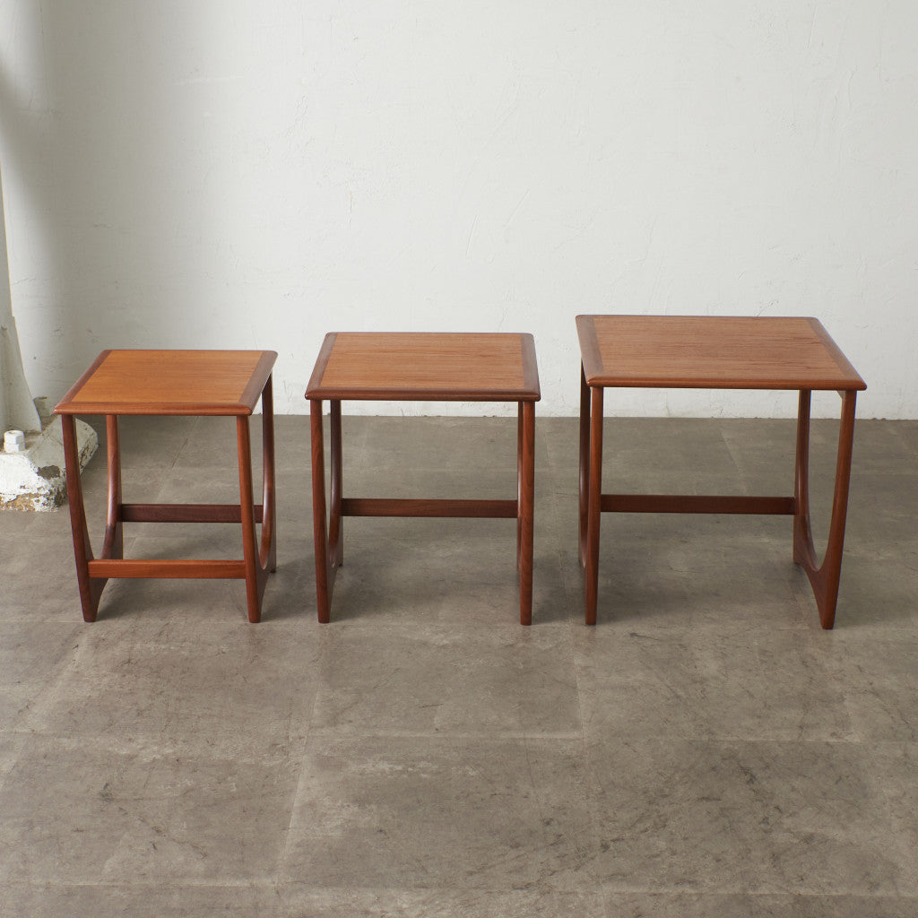 Astro ネストテーブル