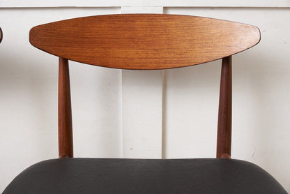 Danish ハンドルバックチェア4脚セット / 張替品