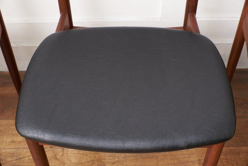 Danish ハンドルバックチェア4脚セット / 張替品