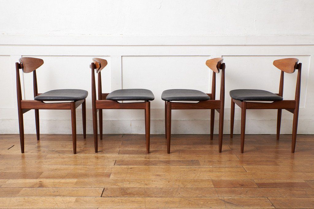 Danish ハンドルバックチェア4脚セット / 張替品