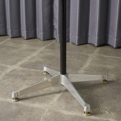 イームズ コントラクトベース テーブル