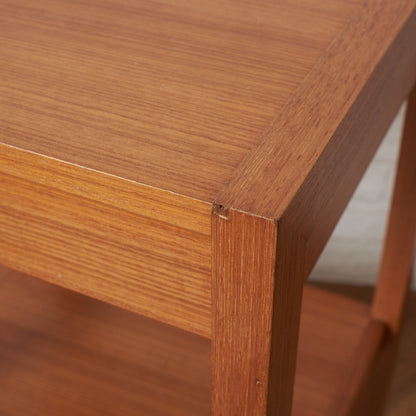 ジャパンヴィンテージ キャスター付き サイドテーブル