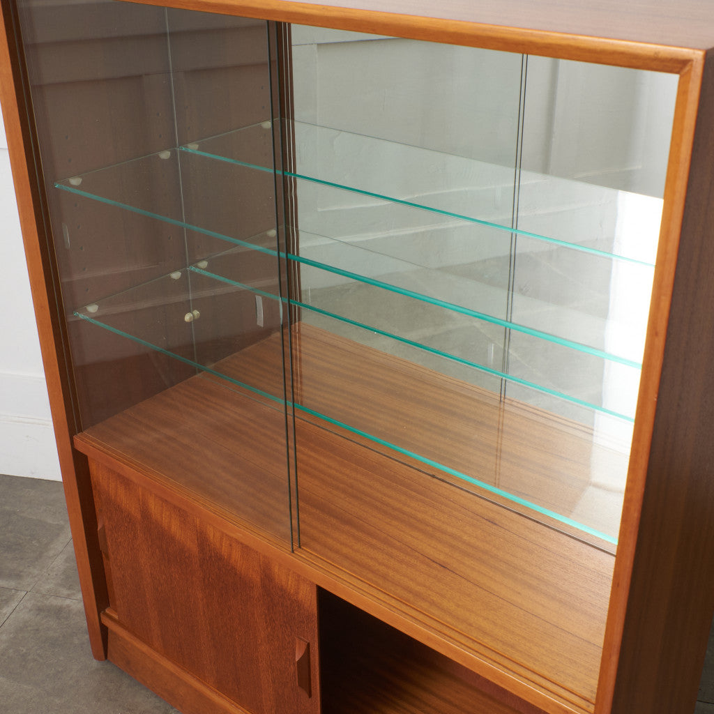 ヴィンテージ ガラスキャビネット