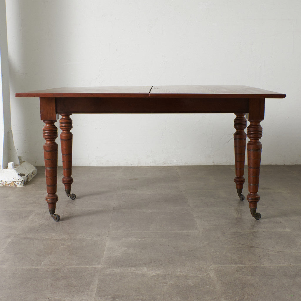 英国アンティーク ゲームテーブル