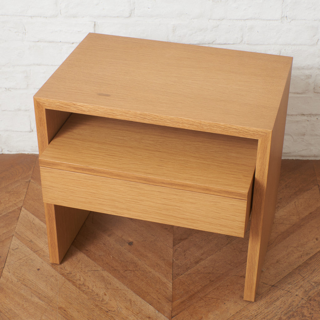 NOTTE ベッドサイドテーブル ドロワー付