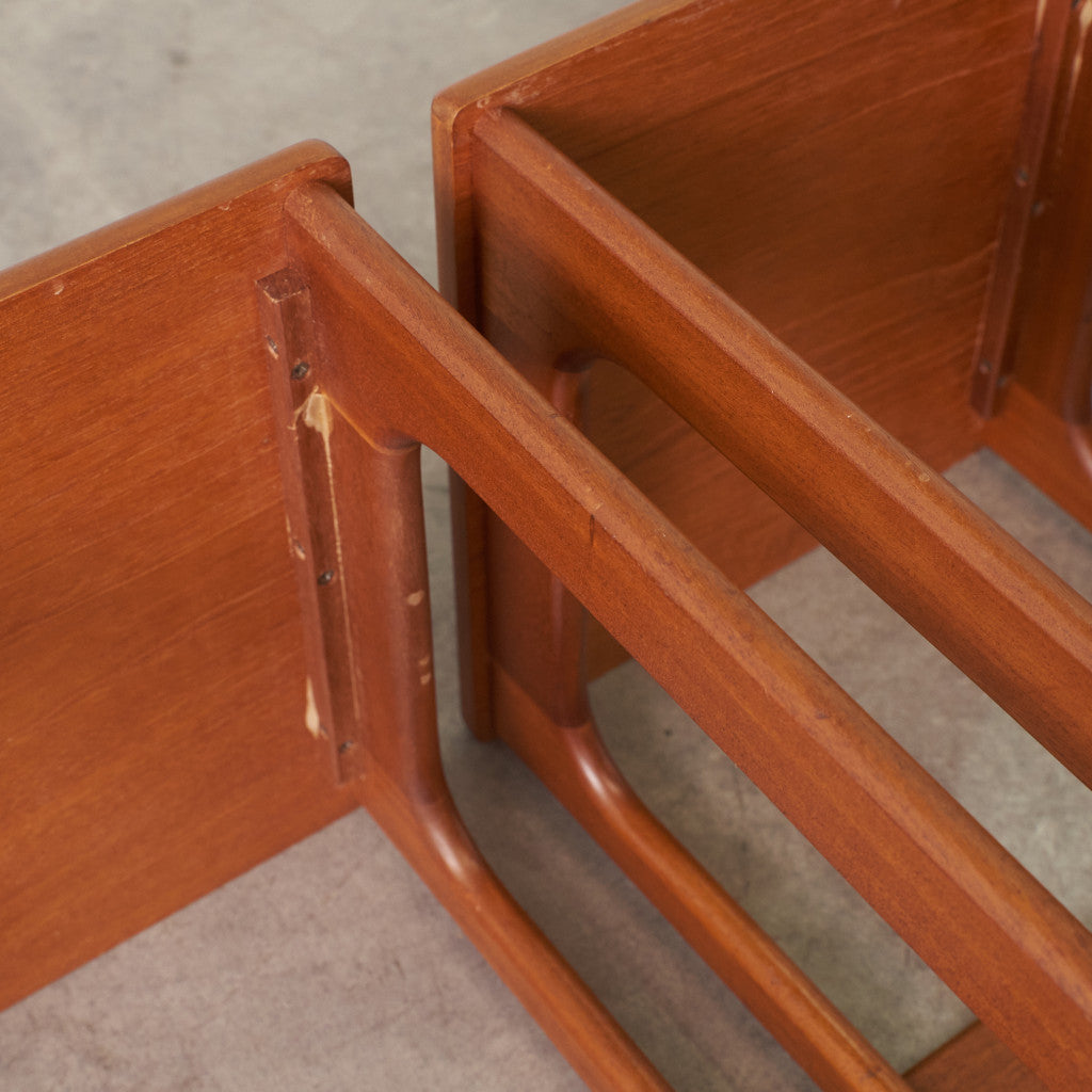 ヴィンテージ 拡張式天板付き ネストテーブル