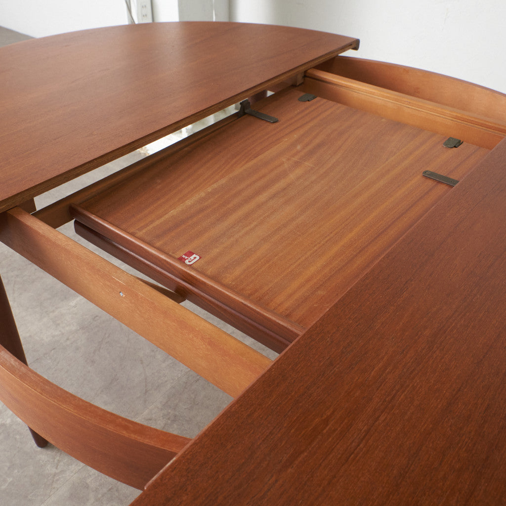 エクステンション ラウンドダイニングテーブル