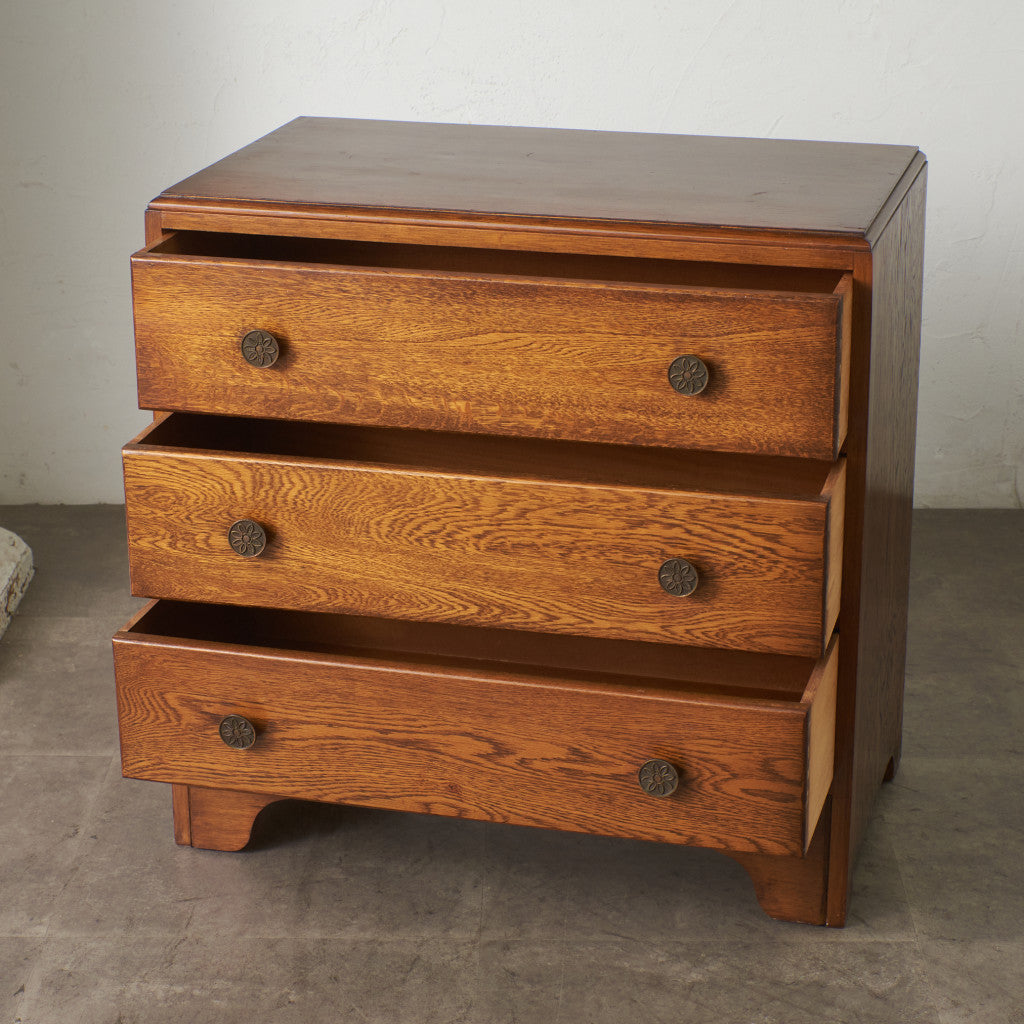 英国クラシック 3段チェスト