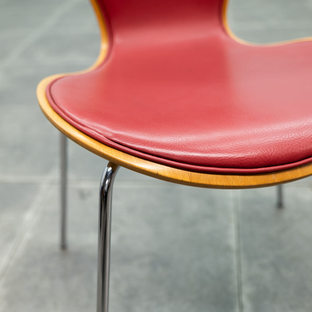 セブンチェア / フロントパディング