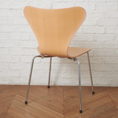 セブンチェア / ビーチ